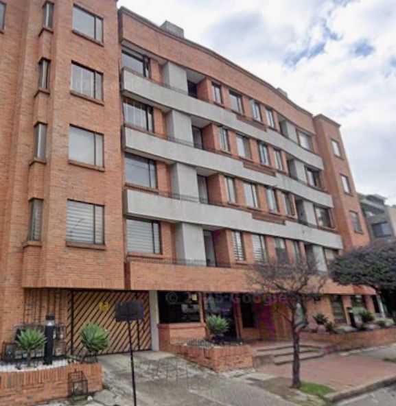 Apartamento en venta Cundinamarca Bogotá Santa Barbara Central 239 m2 Habitaciones 3 Baños 4 Garajes 4 Precio $1650000000