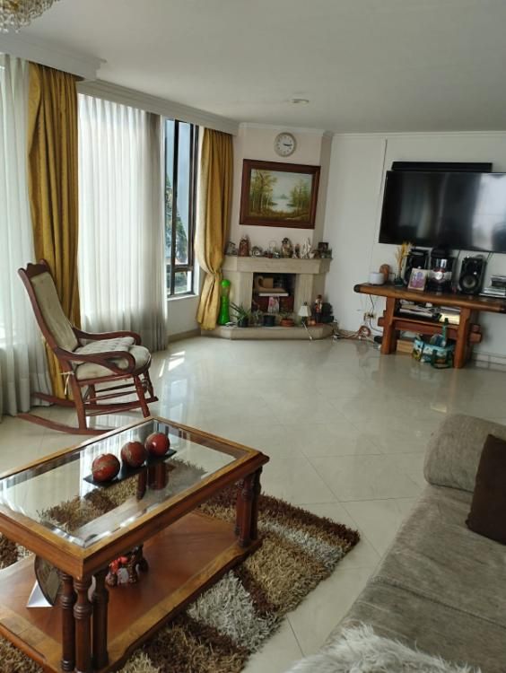 Apartamento en venta Cundinamarca Bogotá Cedro Narvaez 118 m2 Habitaciones 3 Baños 4 Garajes 2 Precio $590000000