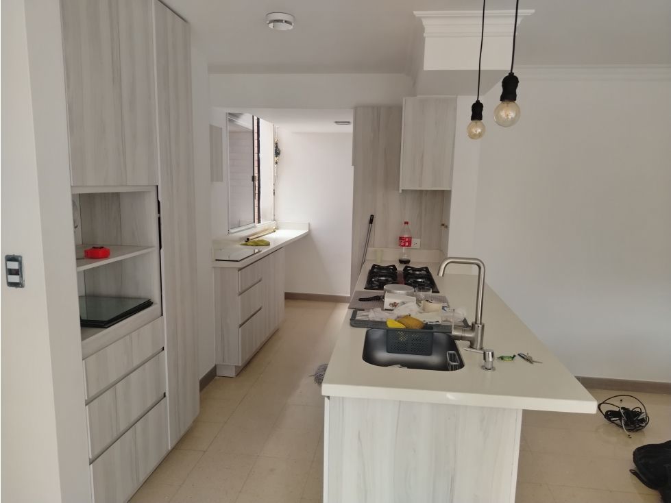 Apartamento en arriendo Antioquia Medellín La Florida 80 m2 Habitaciones 2 Baños 2 Garajes 1 Precio $3750000