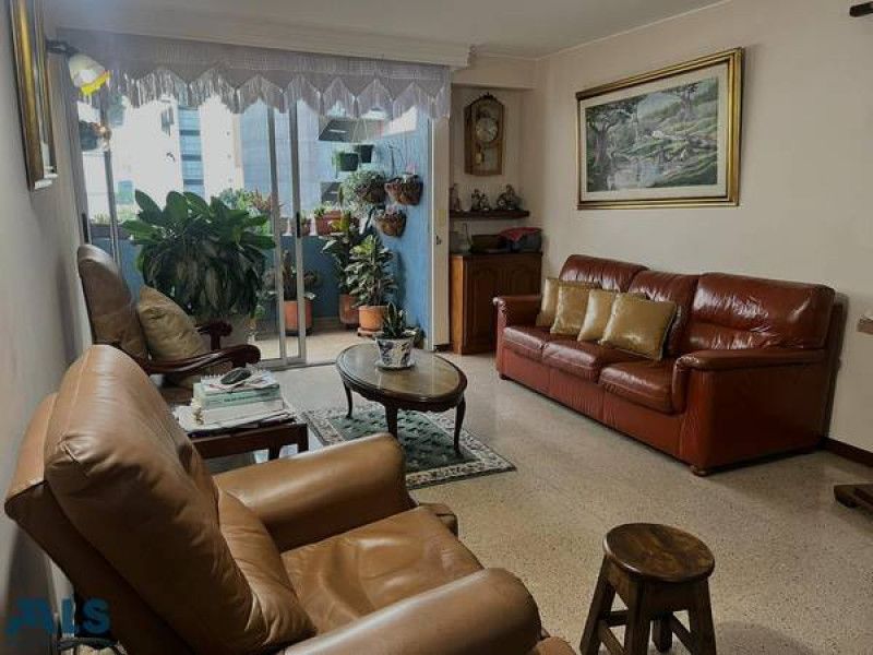 Apartamento en venta Antioquia Medellín Carlos E Restrepo 134 m2 Habitaciones 3 Baños 3 Garajes 2 Precio $720000000