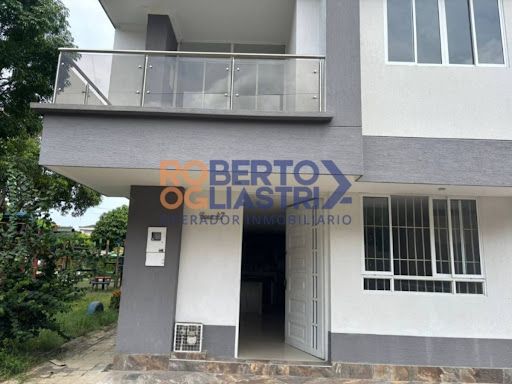 Casa en arriendo Santander Barrancabermeja Br La Florestica 70 m2 Habitaciones 4 Baños 4 Garajes 0 Precio $1900000