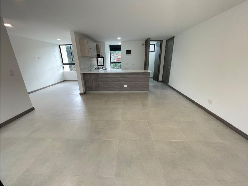 Apartamento en arriendo o venta Antioquia Envigado Envigado 98 m2 Habitaciones 3 Baños 3 Garajes 2 Precio venta $880000000 Precio arriendo $4800000