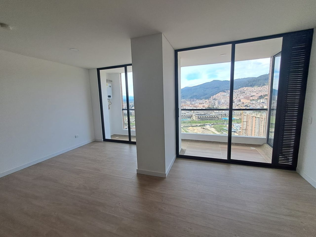 Apartamento en arriendo Cundinamarca Bogotá La Uribe 108 m2 Habitaciones 3 Baños 2 Garajes 0 Precio $4800000