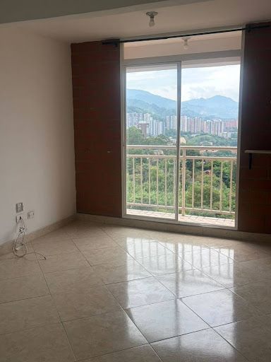 Apartamento en arriendo Antioquia Medellín La Hondonada 65 m2 Habitaciones 2 Baños 2 Garajes 1 Precio $2400000