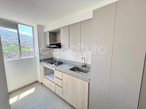 Apartamento en arriendo Antioquia Medellín Blanquizal 62 m2 Habitaciones 2 Baños 2 Garajes 1 Precio $2550000