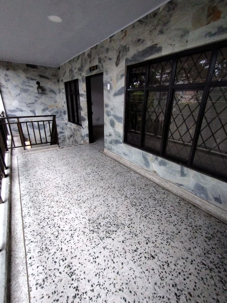 Casa en arriendo Valle Del Cauca Cali La Base 168 m2 Habitaciones 4 Baños 2 Garajes 0 Precio $1450000