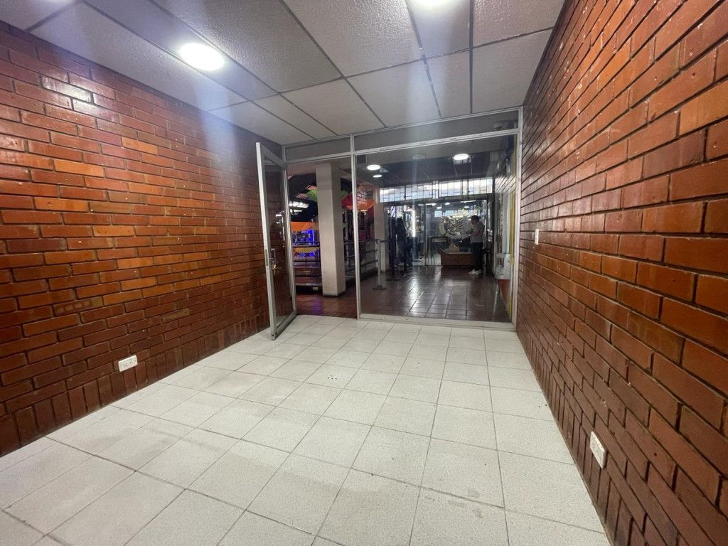 Local en arriendo Cundinamarca Bogotá El Palmar 12 m2 Habitaciones 0 Baños 0 Garajes 0 Precio $1275100