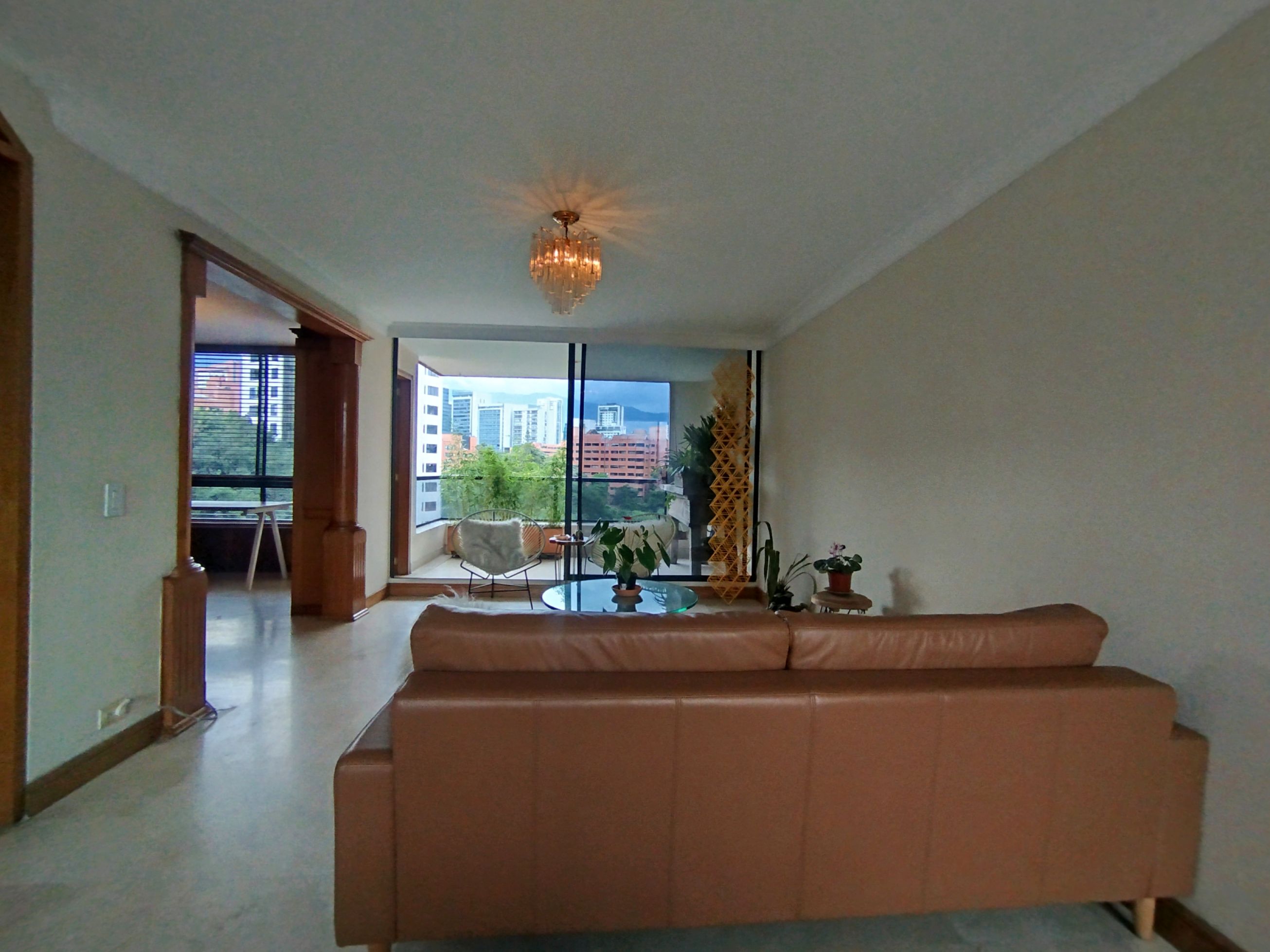 Apartamento en arriendo Antioquia Medellín Urbanizacion El Futuro 162 m2 Habitaciones 3 Baños 3 Garajes 3 Precio $10500000