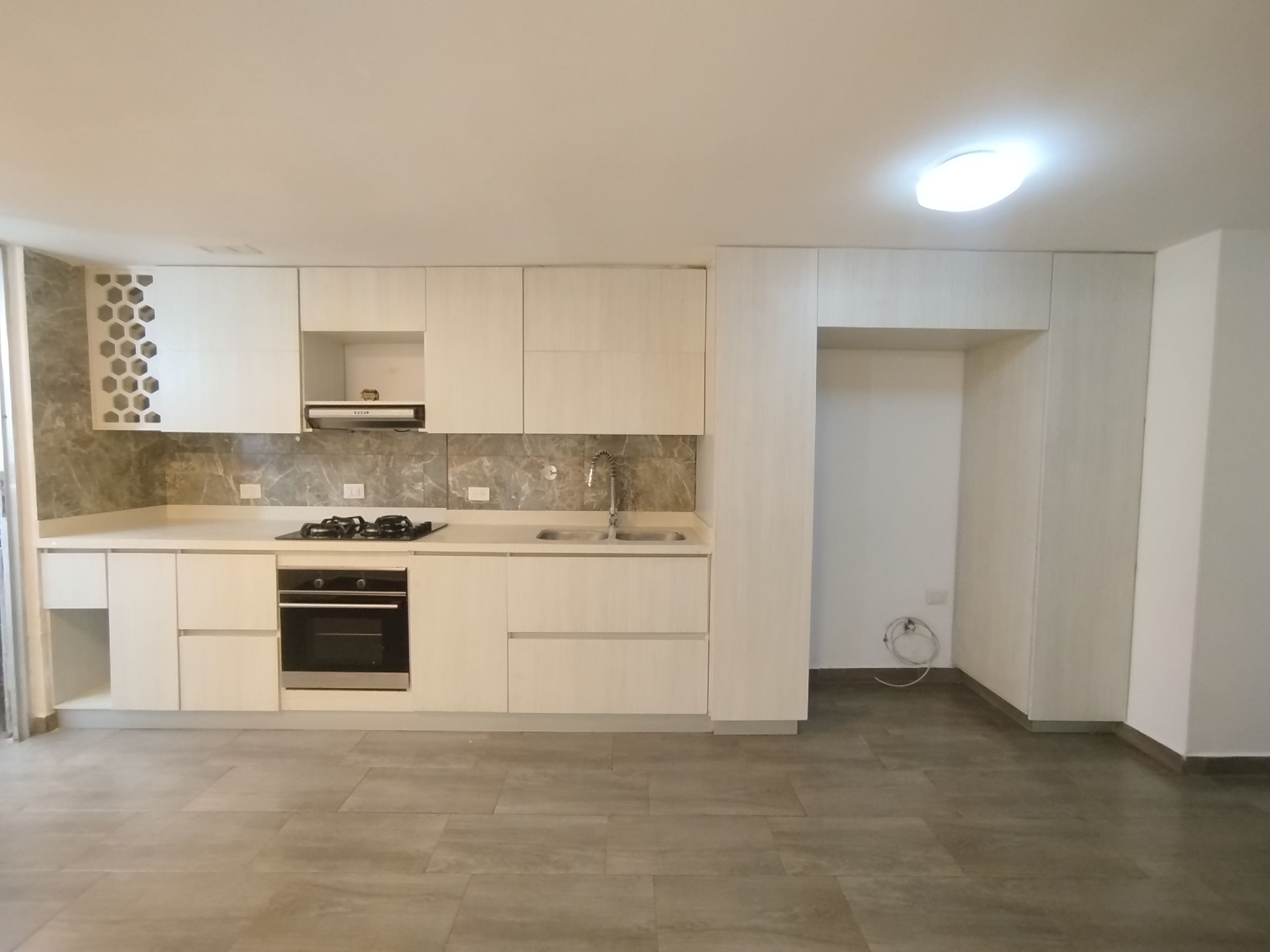 Casa en arriendo Antioquia Medellín El Tesoro 260 m2 Habitaciones 3 Baños 4 Garajes 2 Precio $10500000