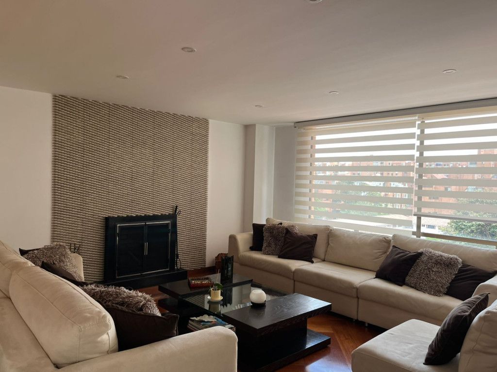 Apartamento en arriendo Cundinamarca Bogotá La Carolina 370 m2 Habitaciones 5 Baños 5 Garajes 3 Precio $24734000