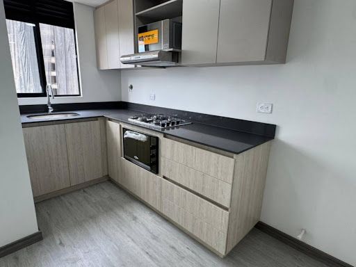 Apartamento en arriendo Antioquia Medellín Asomadera No2 76 m2 Habitaciones 3 Baños 2 Garajes 1 Precio $3600000