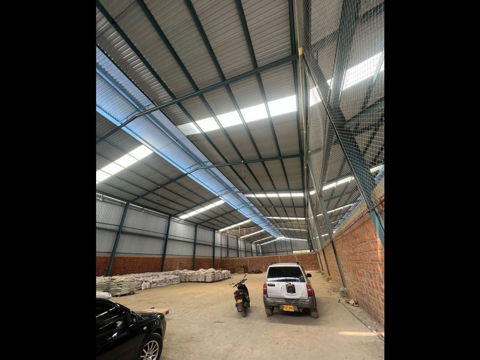 Bodega en arriendo Valle Del Cauca Palmira Palmira 750 m2 Habitaciones 0 Baños 2 Garajes 1 Precio $12000000