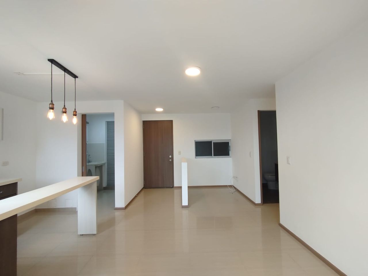 Apartamento en arriendo o venta Risaralda Pereira Jardin De Velez Y Velez 83 m2 Habitaciones 3 Baños 3 Garajes 1 Precio venta $550000000 Precio arriendo $3450000