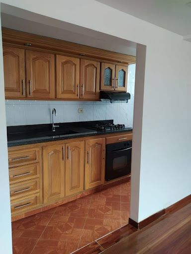 Apartamento en arriendo Antioquia Medellín Urbanizacion Estadio Plaza 75 m2 Habitaciones 3 Baños 2 Garajes 1 Precio $3000000