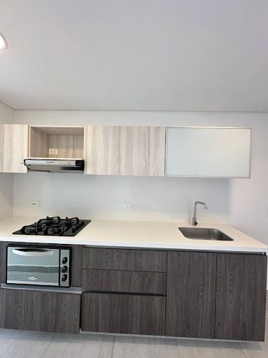 Apartamento en arriendo Antioquia Medellín Simesa 70 m2 Habitaciones 2 Baños 3 Garajes 1 Precio $4500000