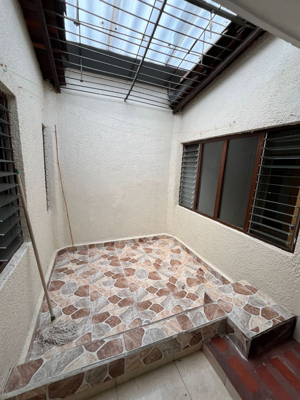 Casa en arriendo Antioquia Envigado La Magnolia 120 m2 Habitaciones 3 Baños 2 Garajes 0 Precio $2700000