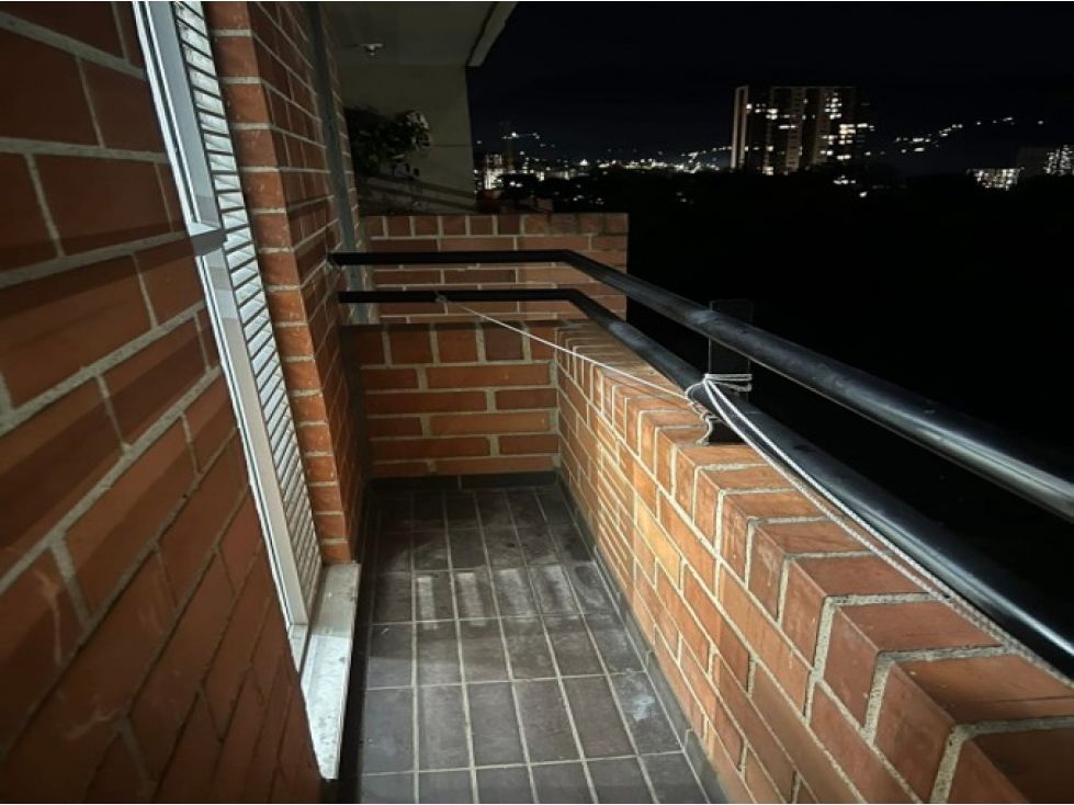 Apartamento en venta Antioquia Itagüí Santa Catalina 63 m2 Habitaciones 3 Baños 2 Garajes 1 Precio $430000000