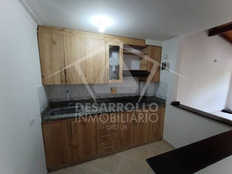 Apartamento en arriendo Antioquia Envigado Obrero 86 m2 Habitaciones 3 Baños 2 Garajes 0 Precio $2600000
