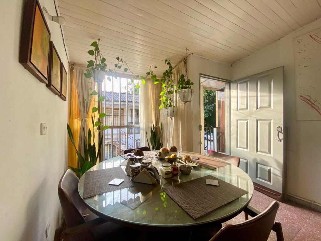 Apartamento en venta Valle Del Cauca Cali La Alianza 97 m2 Habitaciones 3 Baños 2 Garajes 0 Precio $160000000
