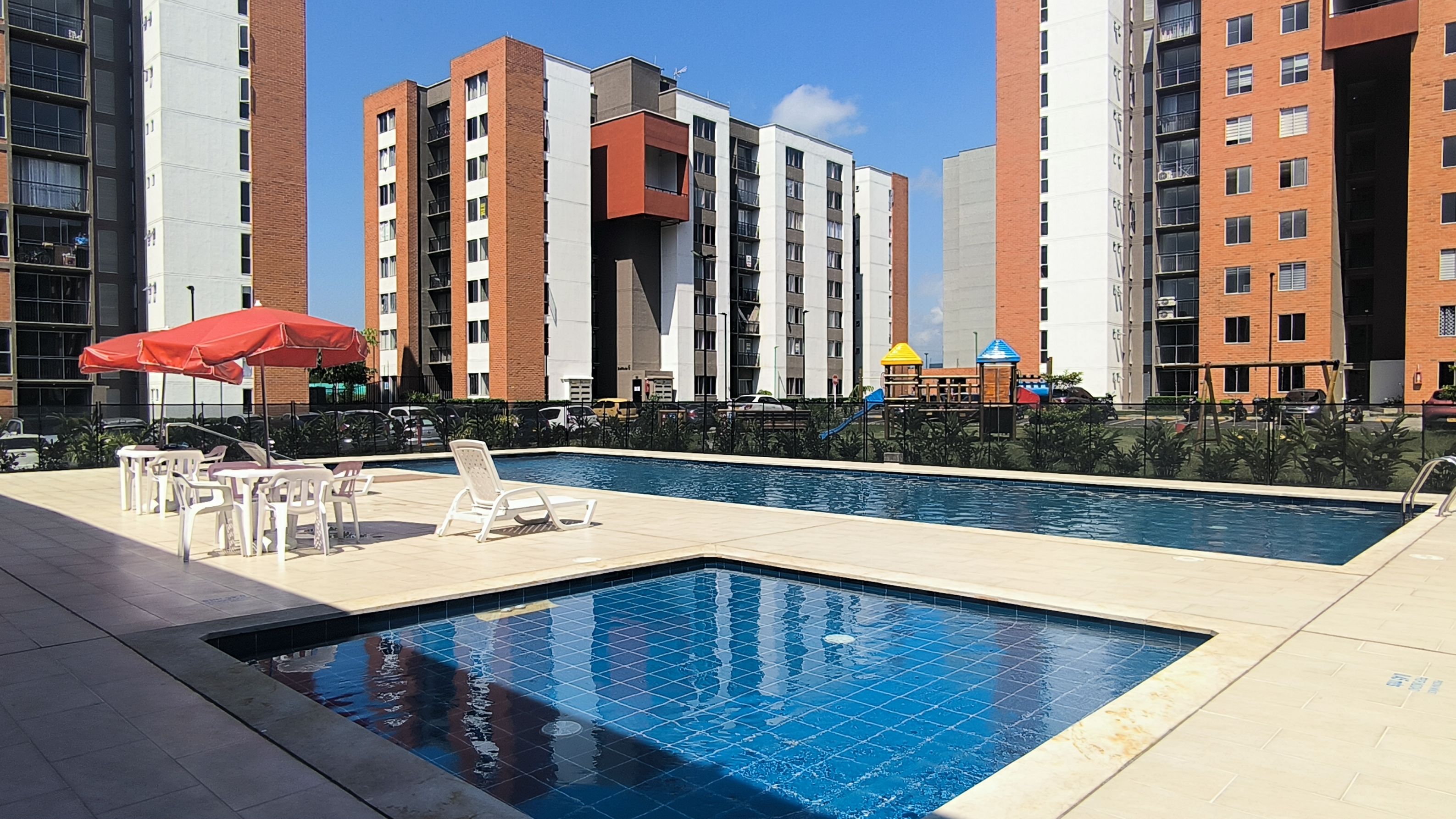 Apartamento en arriendo Valle Del Cauca Cali Cr Farallones De La Bocha 63 m2 Habitaciones 2 Baños 2 Garajes 0 Precio $1600000