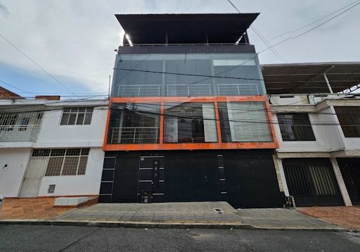Oficina en arriendo Santander Bucaramanga Mejoras Publicas 740 m2 Habitaciones 0 Baños 6 Garajes 0 Precio $14000000