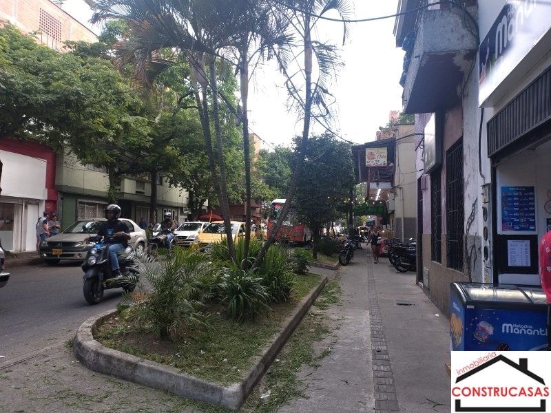 Local en arriendo Antioquia Medellín Boston 51 m2 Habitaciones 0 Baños 1 Garajes 0 Precio $5400000