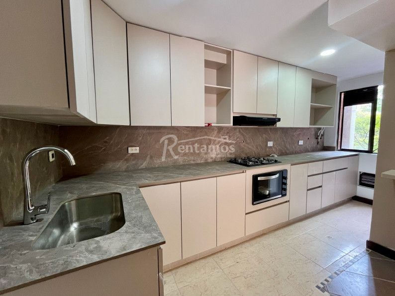 Apartamento en venta Antioquia Medellín Santa Maria De Los Angeles 114 m2 Habitaciones 3 Baños 2 Garajes 2 Precio $890000000