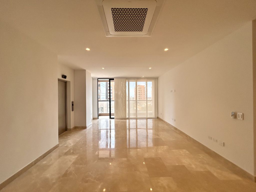 Apartamento en arriendo Atlántico Barranquilla Paraiso 165 m2 Habitaciones 3 Baños 4 Garajes 2 Precio $14008000