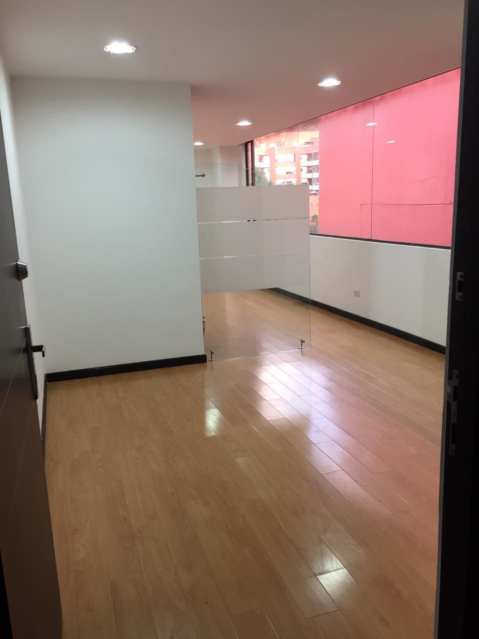Oficina en venta Cundinamarca Bogotá Santa Barbara Oriental 36 m2 Habitaciones 0 Baños 1 Garajes 0 Precio $300000000
