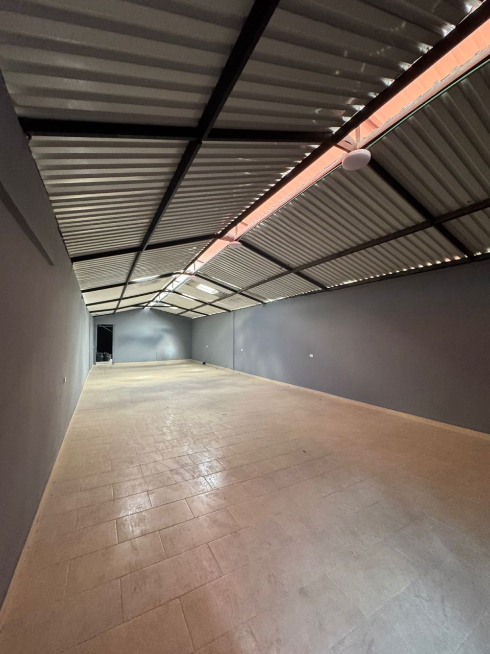 Bodega en arriendo Cundinamarca Bogotá El Tintal Asd 300 m2 Habitaciones 0 Baños 2 Garajes 0 Precio $4000000