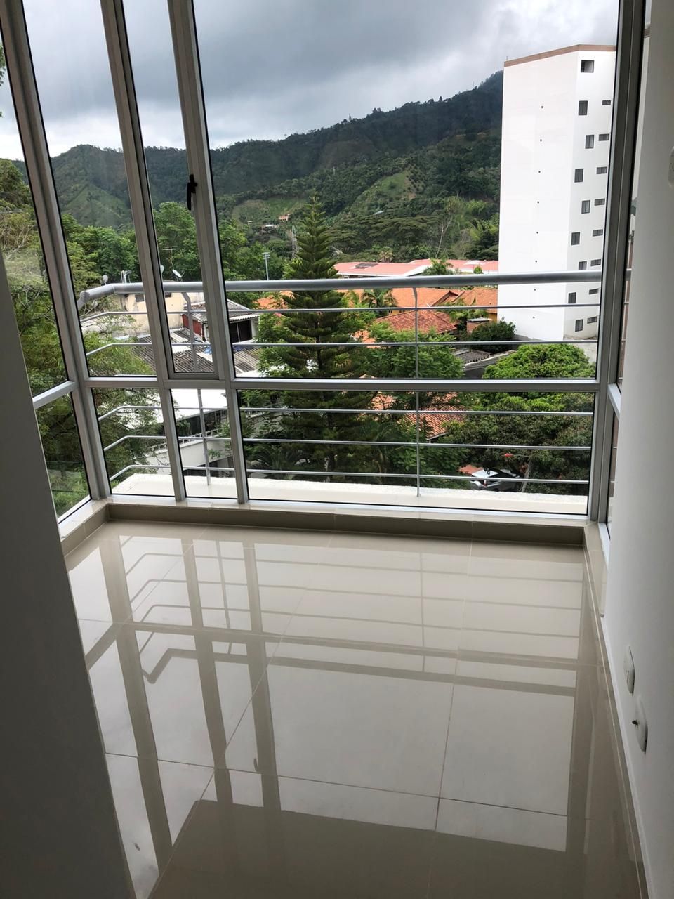 Apartamento en venta Tolima Ibagué Altos De Santa Helena 77 m2 Habitaciones 3 Baños 2 Garajes 1 Precio $390000000