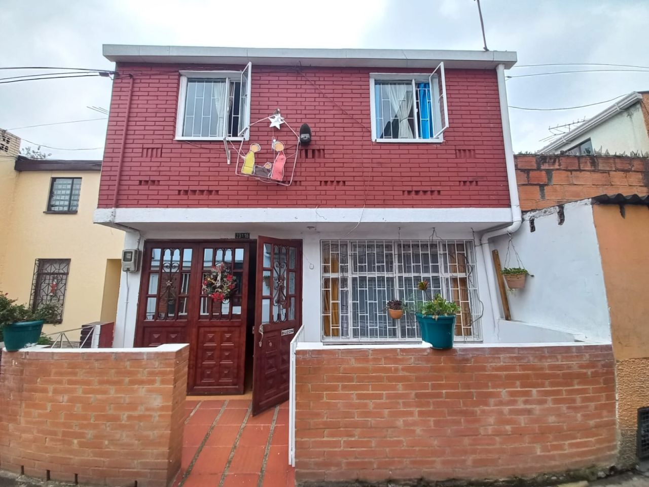 Casa en venta Cundinamarca Bogotá Versalles 154 m2 Habitaciones 5 Baños 3 Garajes 1 Precio $390000000