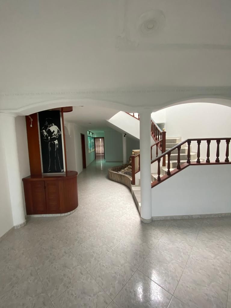 Casa en venta Boyacá Duitama Bochica 270 m2 Habitaciones 6 Baños 6 Garajes 1 Precio $650000000