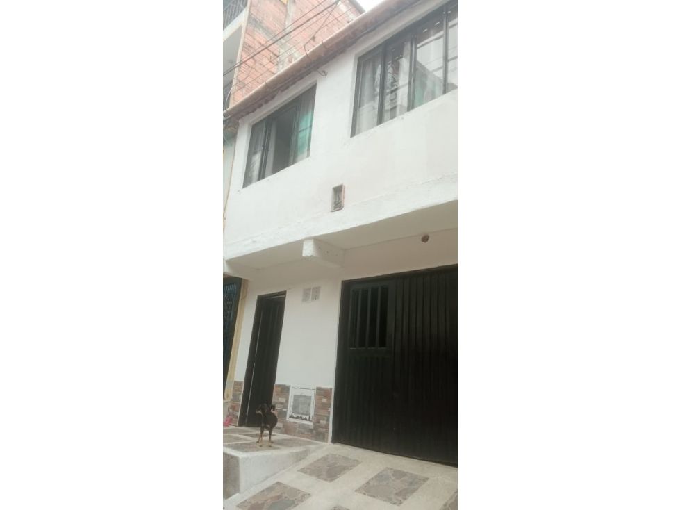 Casa en venta Risaralda Pereira Ur Villa De La Paz 100 m2 Habitaciones 4 Baños 2 Garajes 0 Precio $220000000