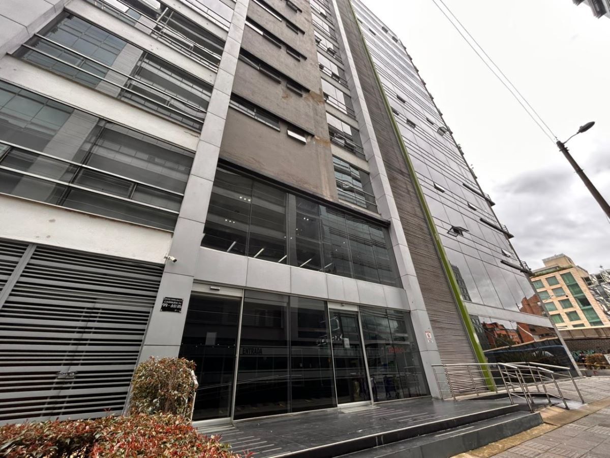 Oficina en venta Cundinamarca Bogotá La Estrada 72 m2 Habitaciones 0 Baños 0 Garajes 1 Precio $695000000