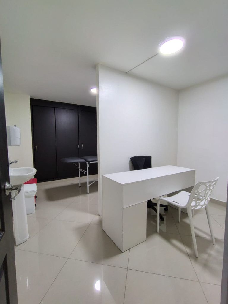 Casa en arriendo Antioquia Medellín Los Colores 132 m2 Habitaciones 3 Baños 4 Garajes 1 Precio $5000000