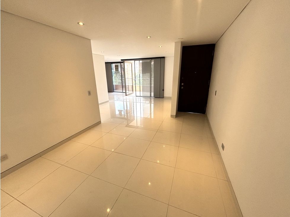 Apartamento en arriendo Antioquia Medellín Alejandria 136 m2 Habitaciones 3 Baños 5 Garajes 2 Precio $6500000
