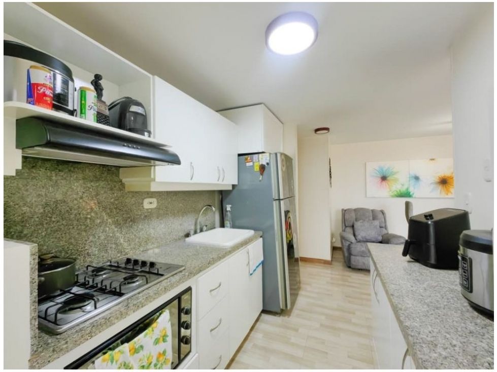 Apartamento en venta Antioquia Medellín Loma De Los Bernal 76 m2 Habitaciones 3 Baños 2 Garajes 1 Precio $515000000