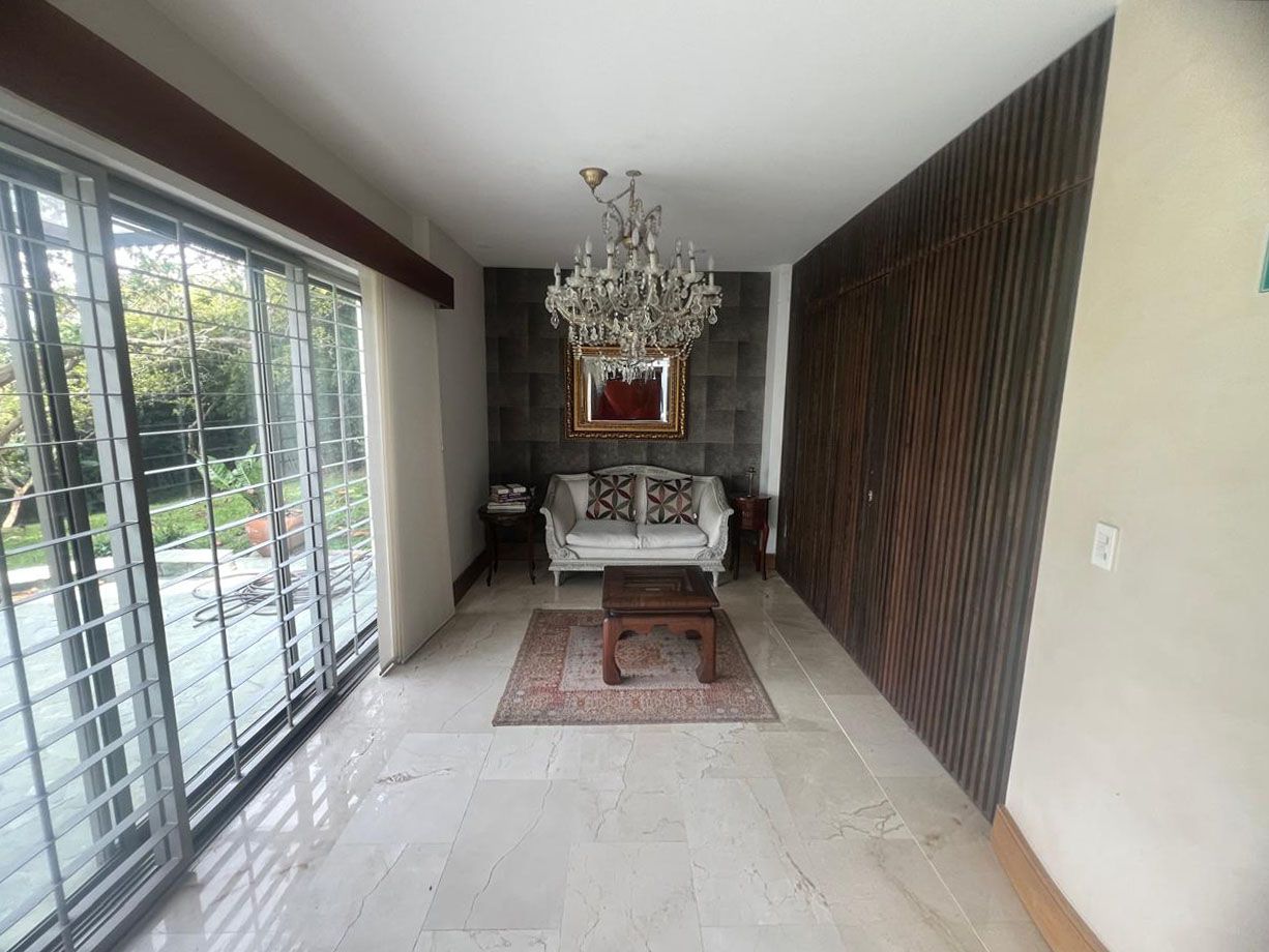 Oficina en arriendo Antioquia Envigado Zúñiga 700 m2 Habitaciones 0 Baños 6 Garajes 2 Precio $51000000