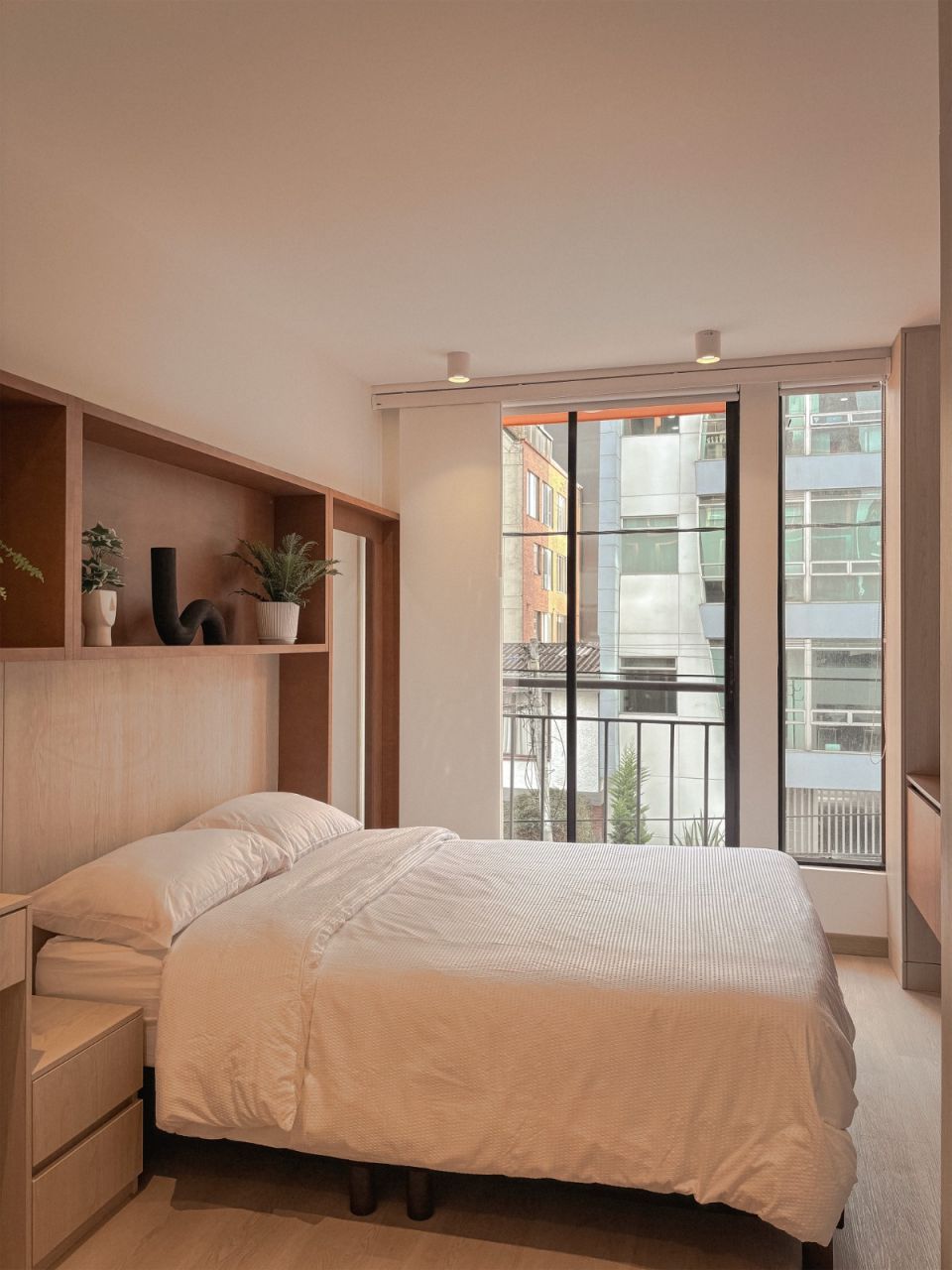 Apartaestudio en arriendo Cundinamarca Bogotá La Castellana 25 m2 Habitaciones 1 Baños 1 Garajes 0 Precio $2201000