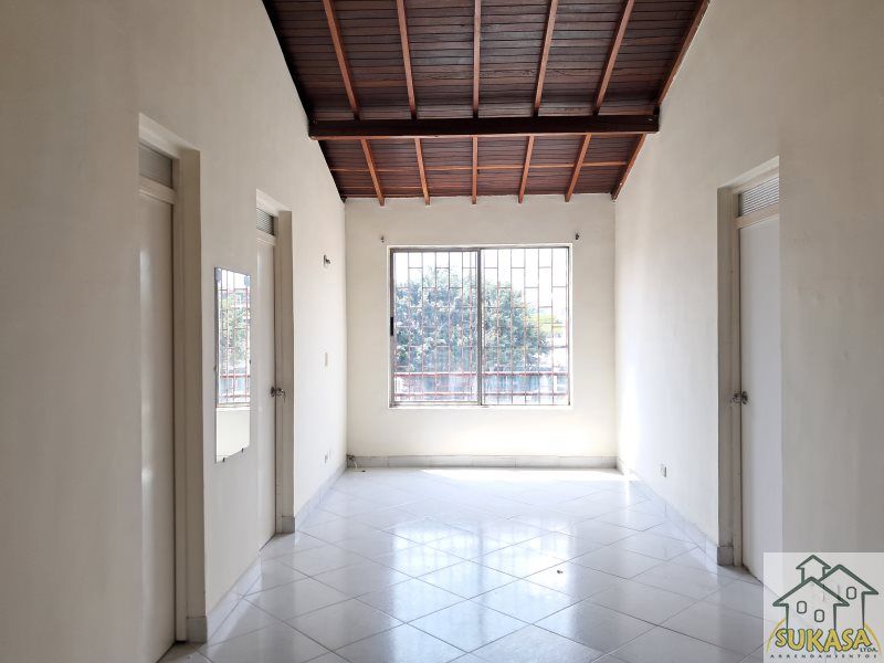 Apartamento en arriendo Antioquia Medellín El Castillo 65 m2 Habitaciones 3 Baños 2 Garajes 0 Precio $1300000