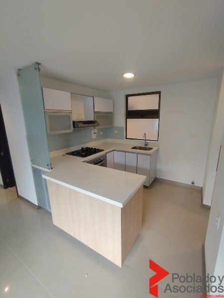 Apartamento en arriendo Antioquia Medellín Las Lomas No 2 72 m2 Habitaciones 2 Baños 2 Garajes 2 Precio $4700000