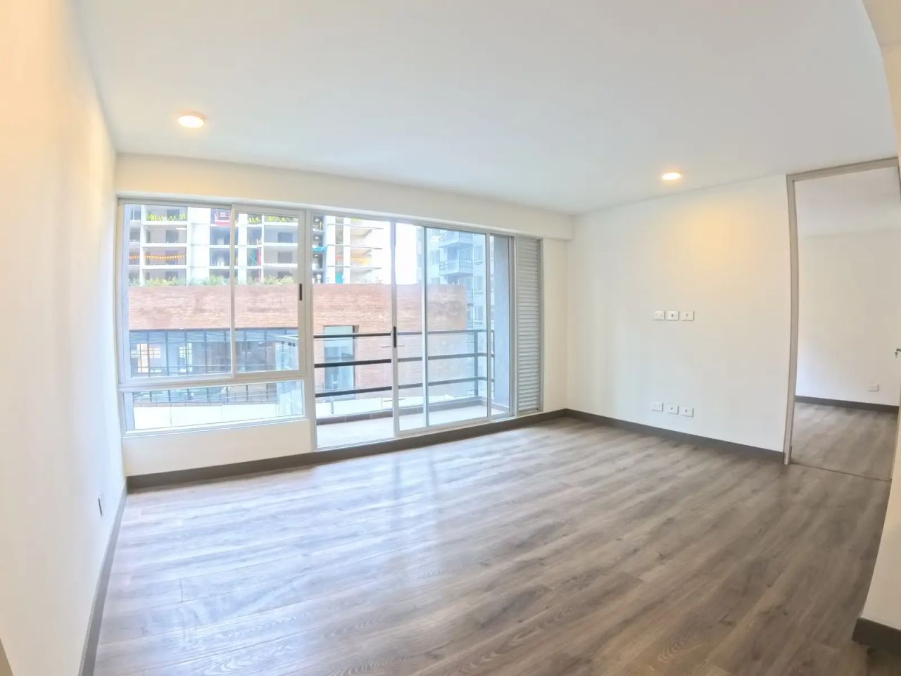 Apartamento en venta Cundinamarca Bogotá El Tintal Asd 77 m2 Habitaciones 3 Baños 2 Garajes 1 Precio $441000000