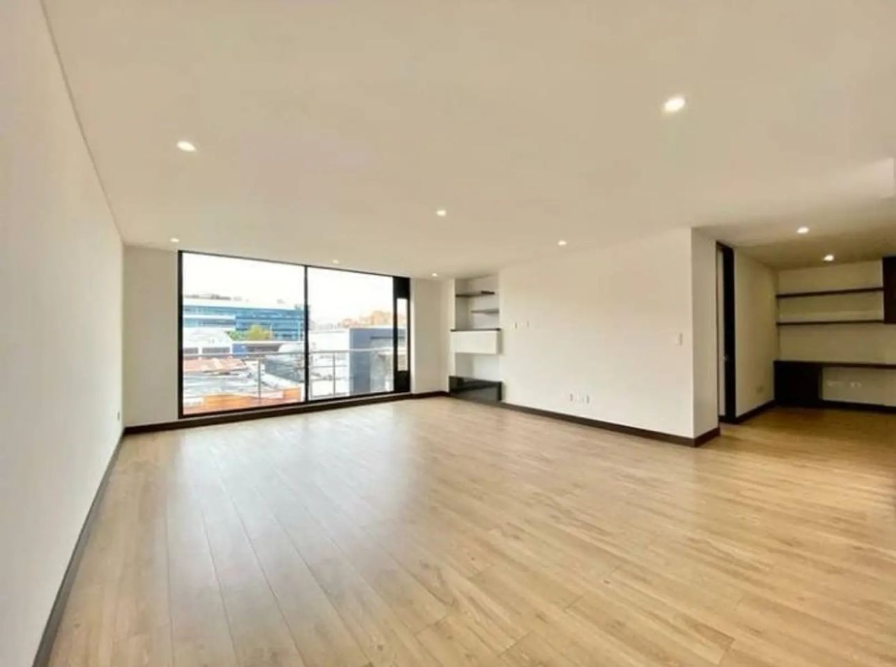 Apartamento en venta Cundinamarca Bogotá El Tintal Asd 150 m2 Habitaciones 3 Baños 3 Garajes 2 Precio $390000000