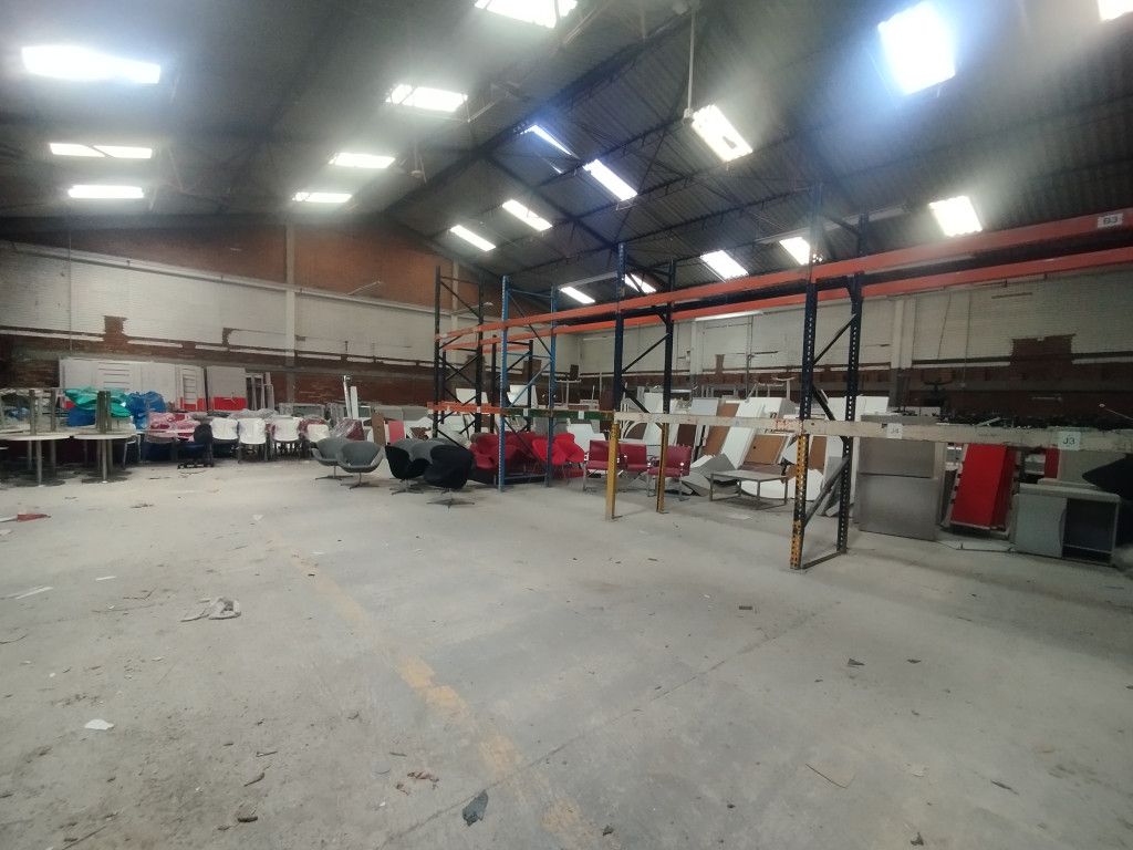 Bodega en arriendo Cundinamarca Bogotá La Isabela 1856 m2 Habitaciones 0 Baños 4 Garajes 5 Precio $38700000