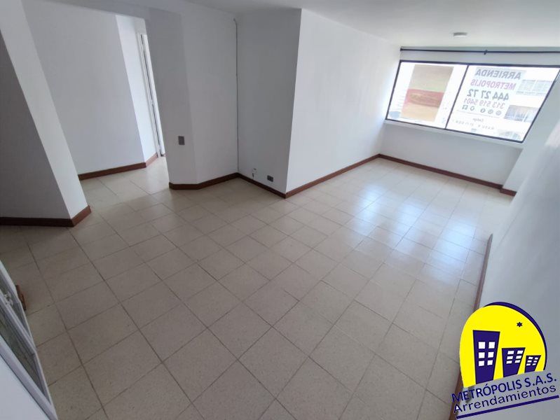 Apartamento en arriendo Antioquia Medellín Batallon Girardot 70 m2 Habitaciones 3 Baños 2 Garajes 1 Precio $2400000