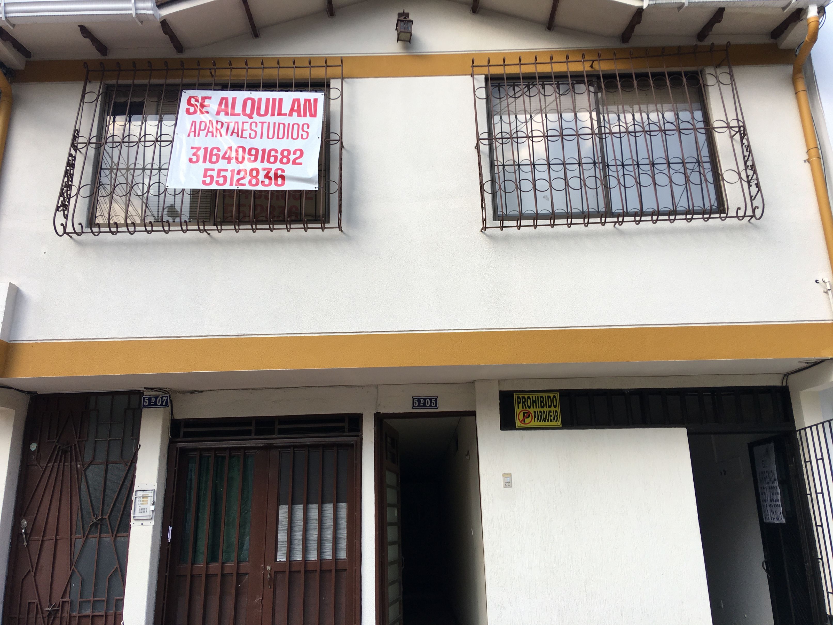 Local en arriendo Valle Del Cauca Cali Eucarístico 24 m2 Habitaciones 0 Baños 1 Garajes 0 Precio $700000
