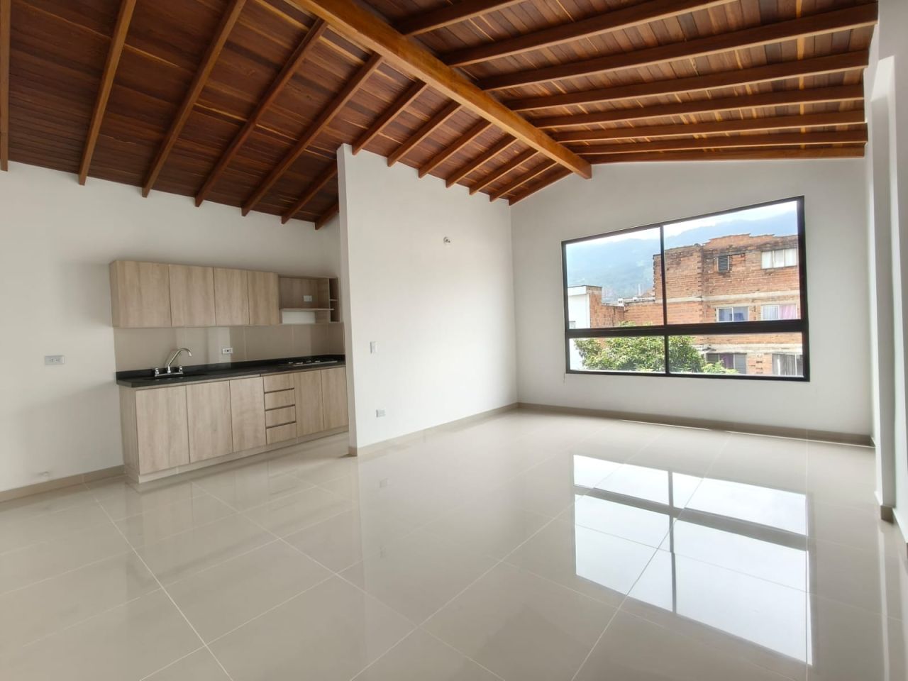 Apartamento en venta Antioquia Envigado Zona Centro 80 m2 Habitaciones 3 Baños 2 Garajes 0 Precio $450000000