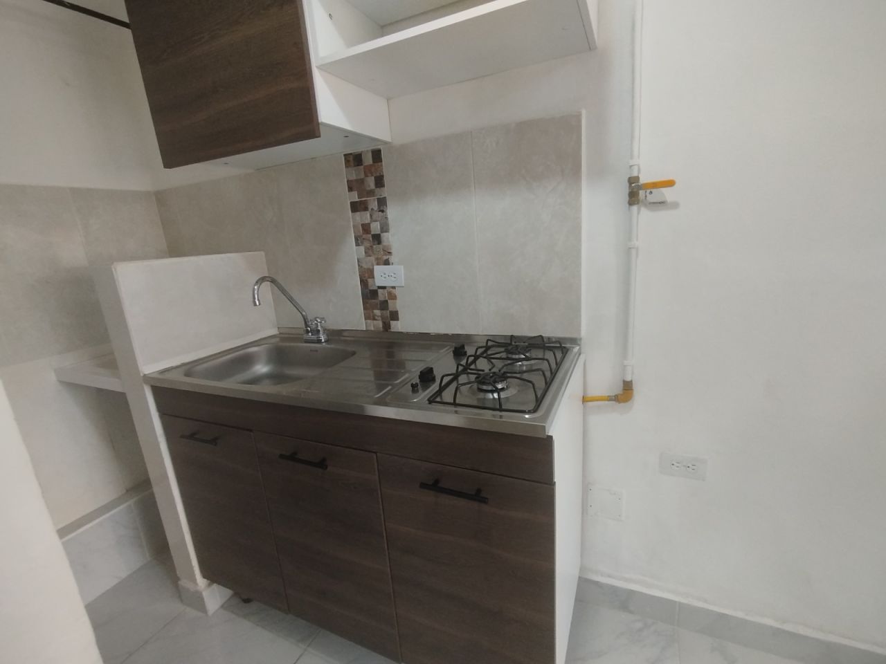 Apartaestudio en arriendo Antioquia Medellín Boston 20 m2 Habitaciones 1 Baños 1 Garajes 0 Precio $1100000