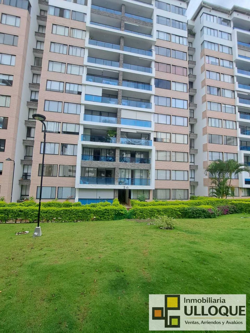 Apartamento en arriendo Santander Piedecuesta Bosques De Aranjuez 89 m2 Habitaciones 3 Baños 2 Garajes 1 Precio $2378000
